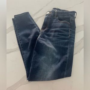 American Eagle *Curvy* High Rise Jeans. Size 2 Short.